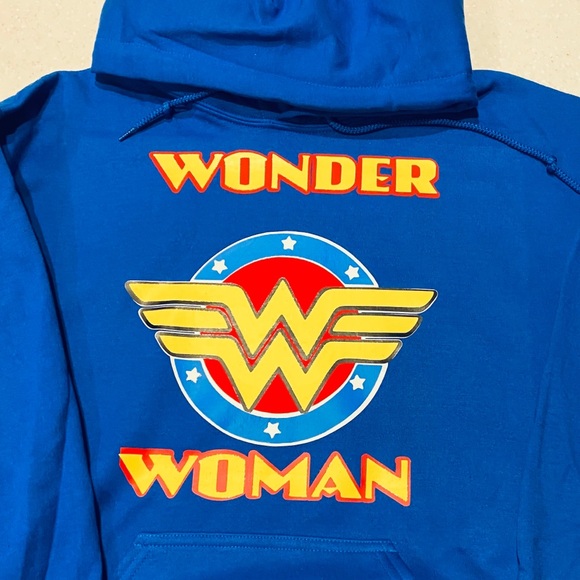 Brand new “ Wonder Woman” hoodie. - Picture 5 of 6